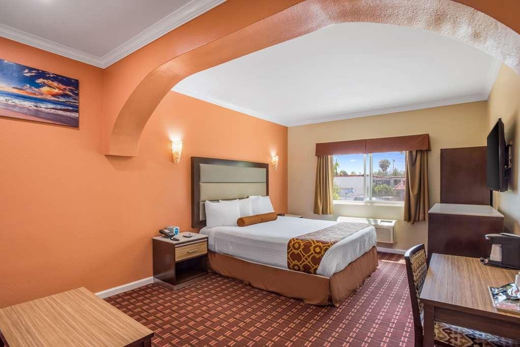 Hotel Rodeway Inn&suites -